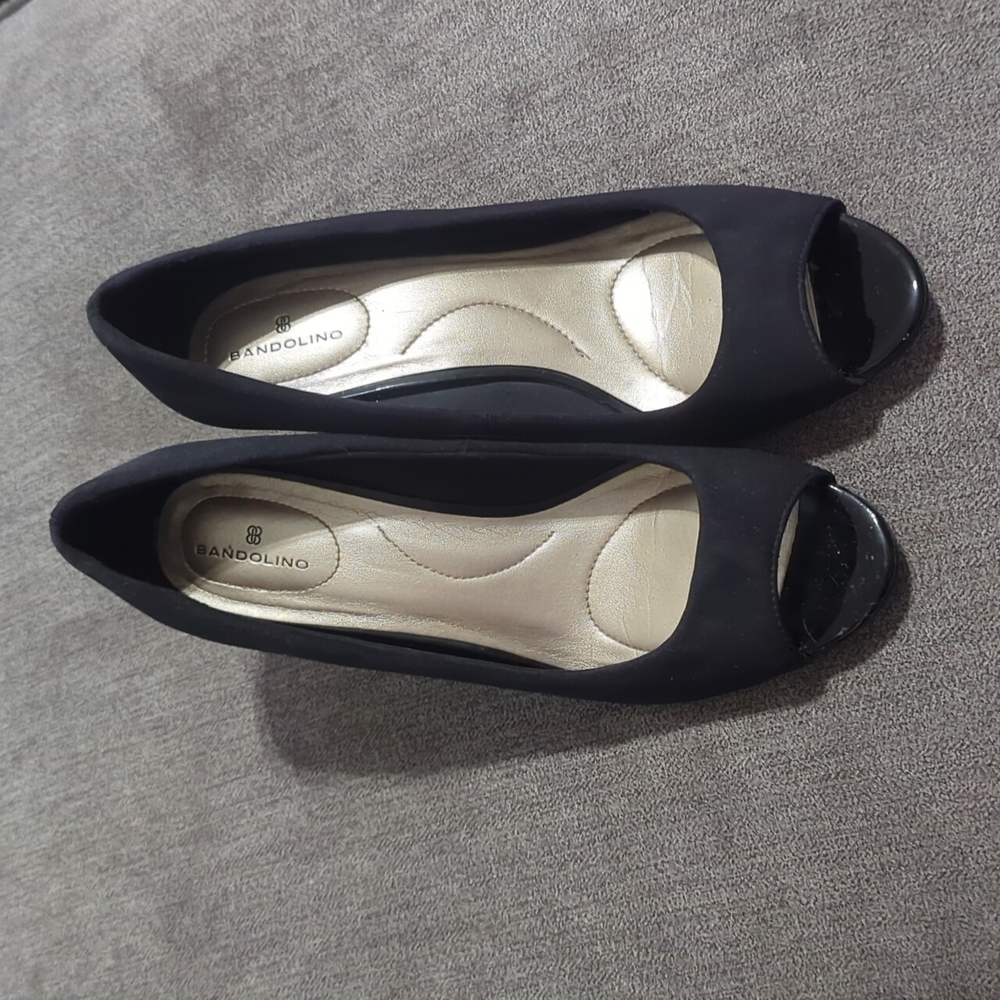 Bandolino Open Toe Wedge Size 8.5